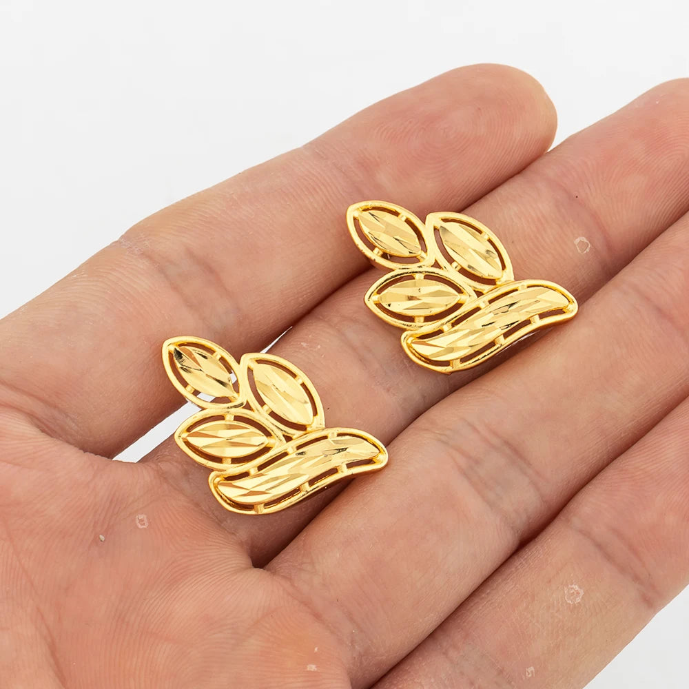 Dubai Gold Plated Earrings & Necklace Set – Vintage Luxury